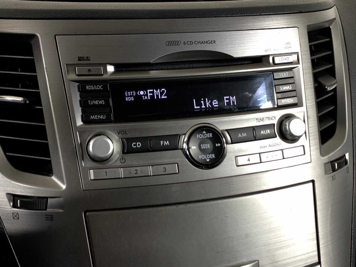 Б/У Субару Аутбэк 2010 года. Фото: #14