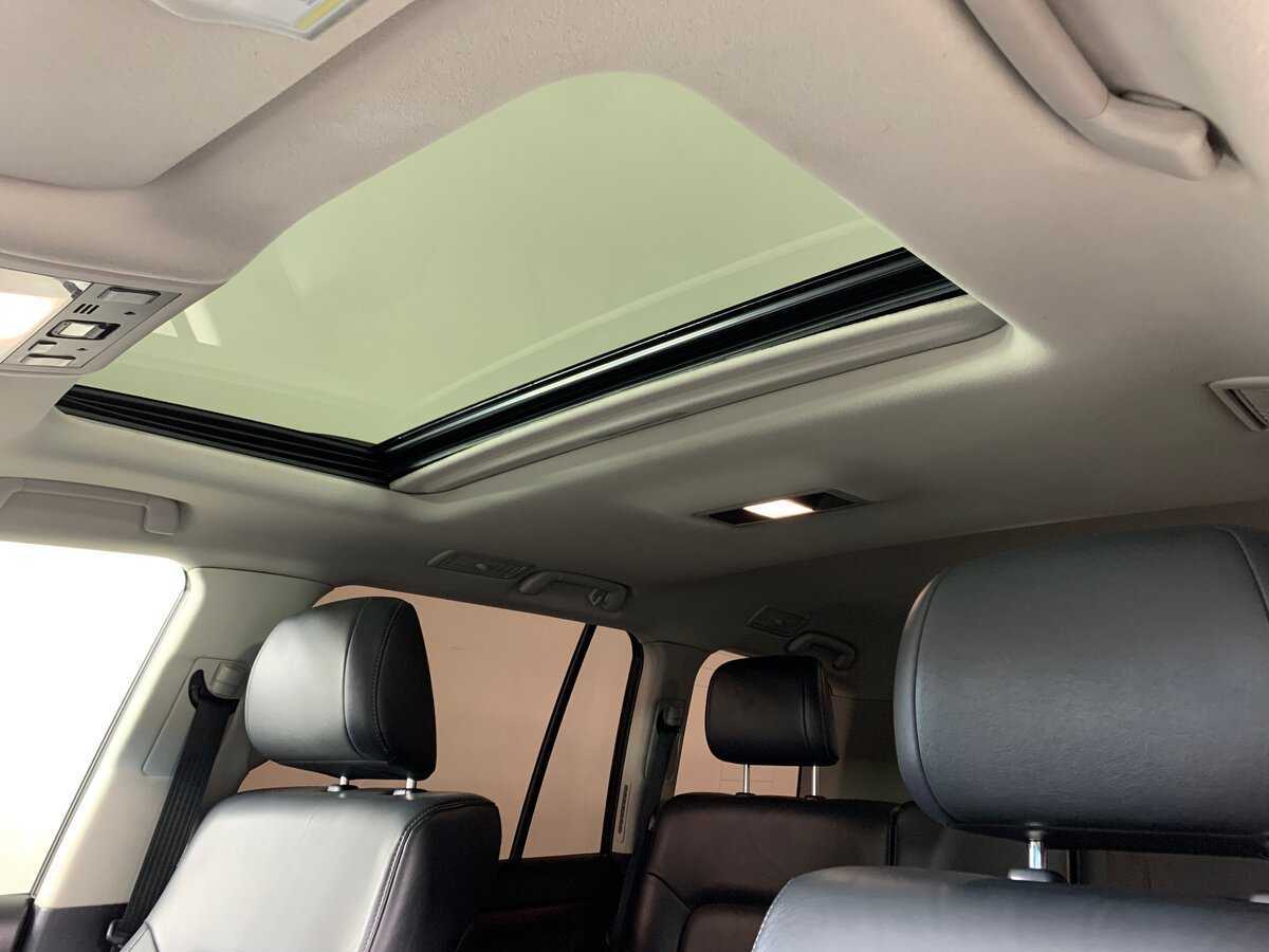 Б/У Тойота Лэнд Крузер 2018 года. Фото: #18