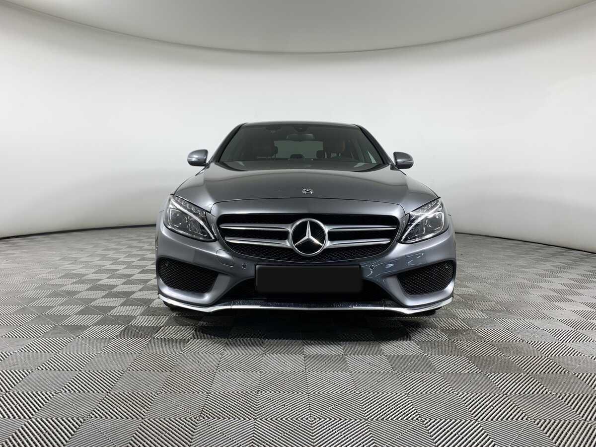 Б/У Мерседес-Бенц Ц-Класс 2018 года. Фото: #1