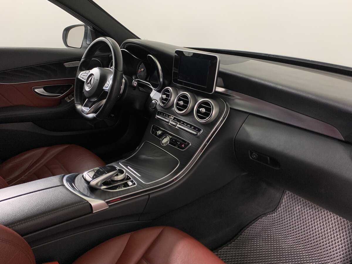 Б/У Мерседес-Бенц Ц-Класс 2018 года. Фото: #13