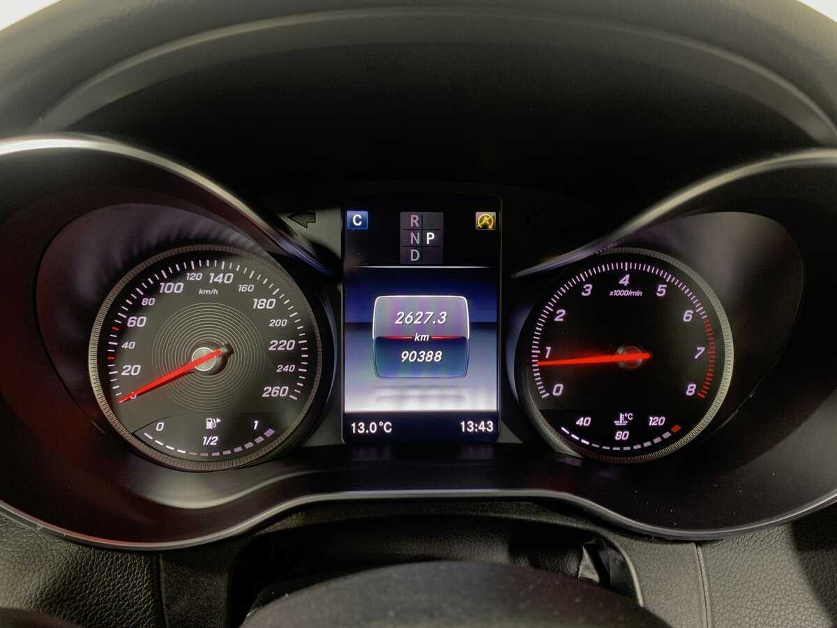 Б/У Мерседес-Бенц Ц-Класс 2018 года. Фото: #14