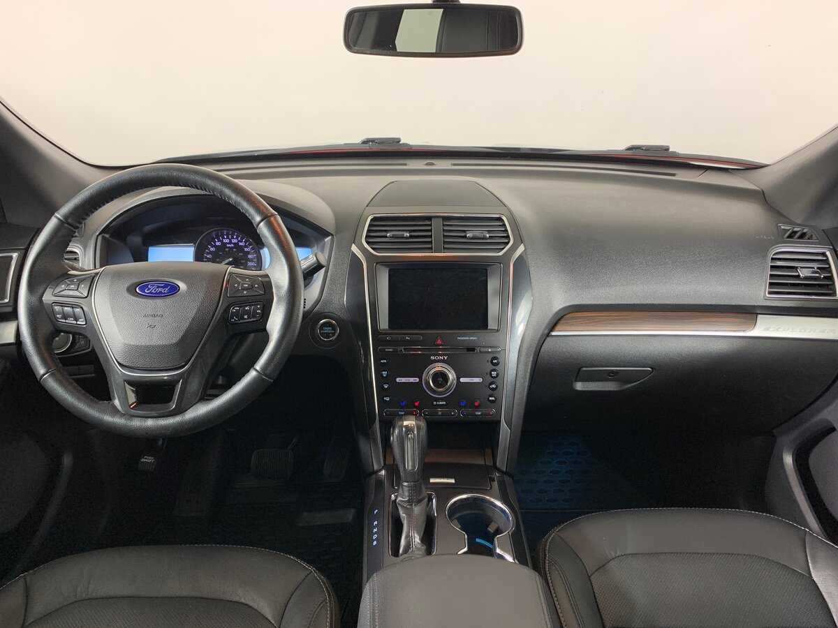 Б/У Форд Експлорер 2018 года. Фото: #12