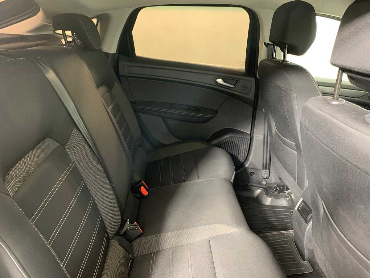 Б/У Рено Аркана 2019 года. Фото: #17