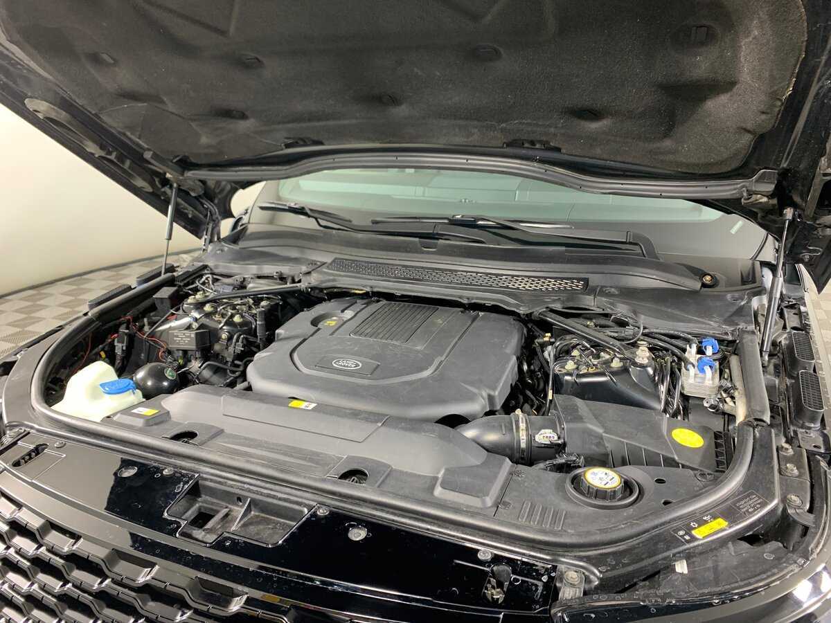 Б/У Лэнд Ровер Рэнж Ровер 2016 года. Фото: #10