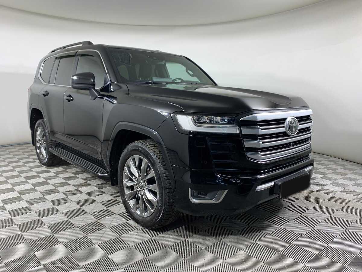 Б/У Тойота Лэнд Крузер 2021 года. Фото: #2