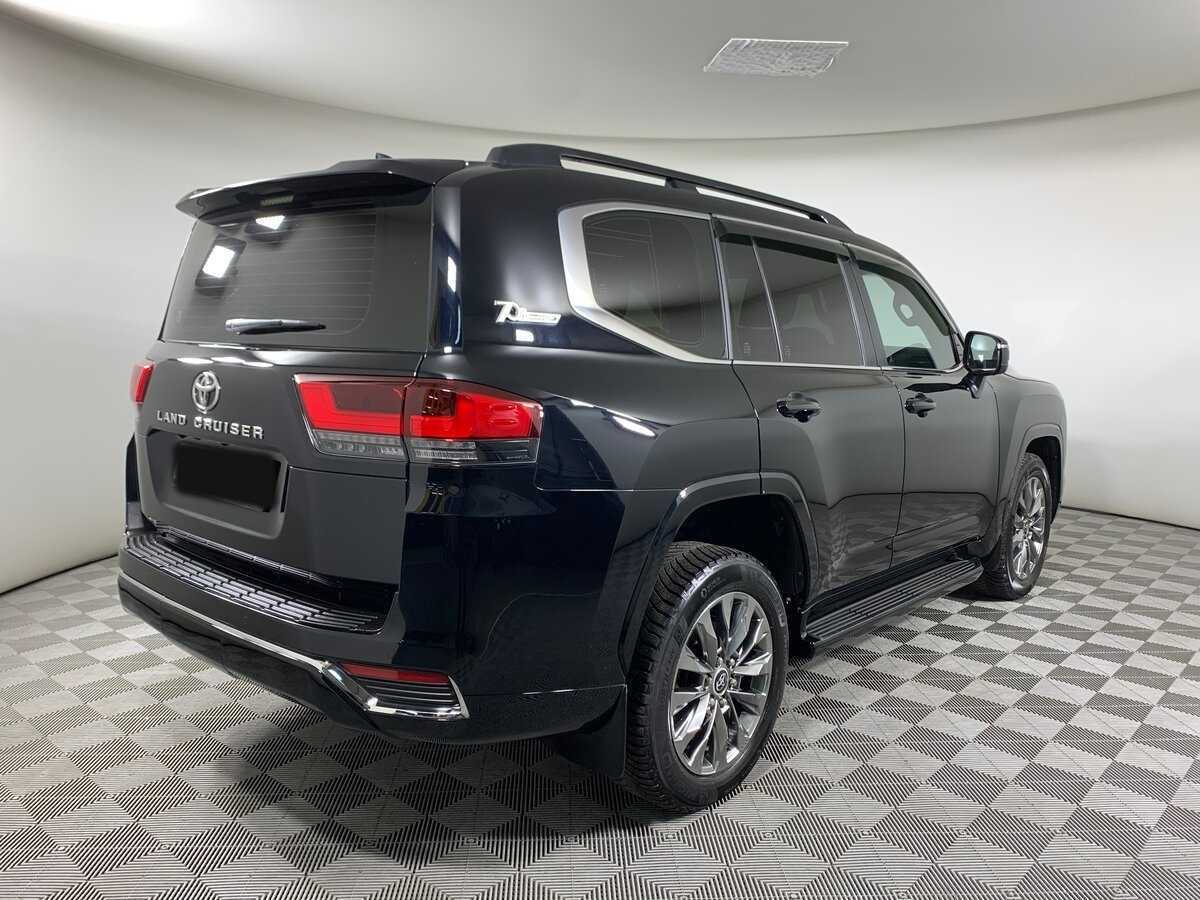 Б/У Тойота Лэнд Крузер 2021 года. Фото: #4
