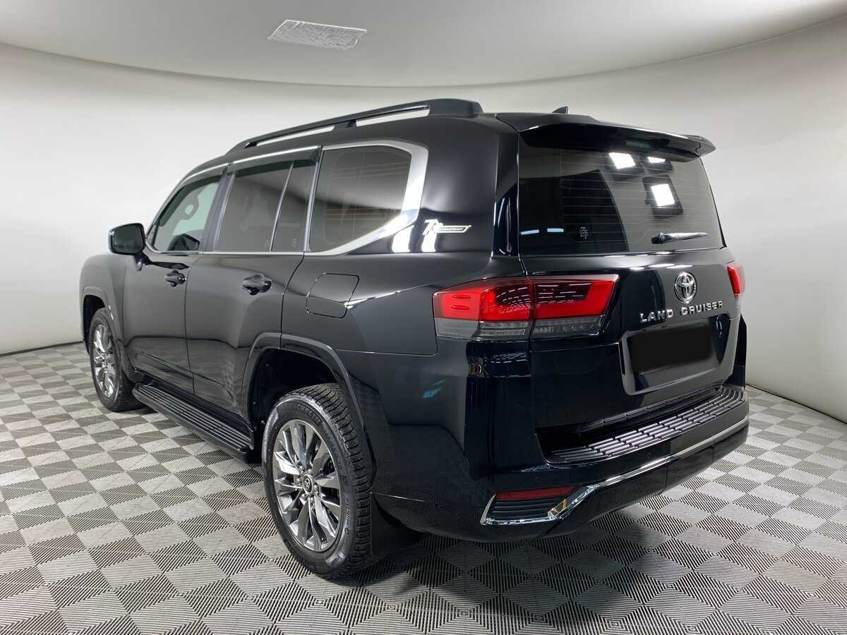 Б/У Тойота Лэнд Крузер 2021 года. Фото: #6