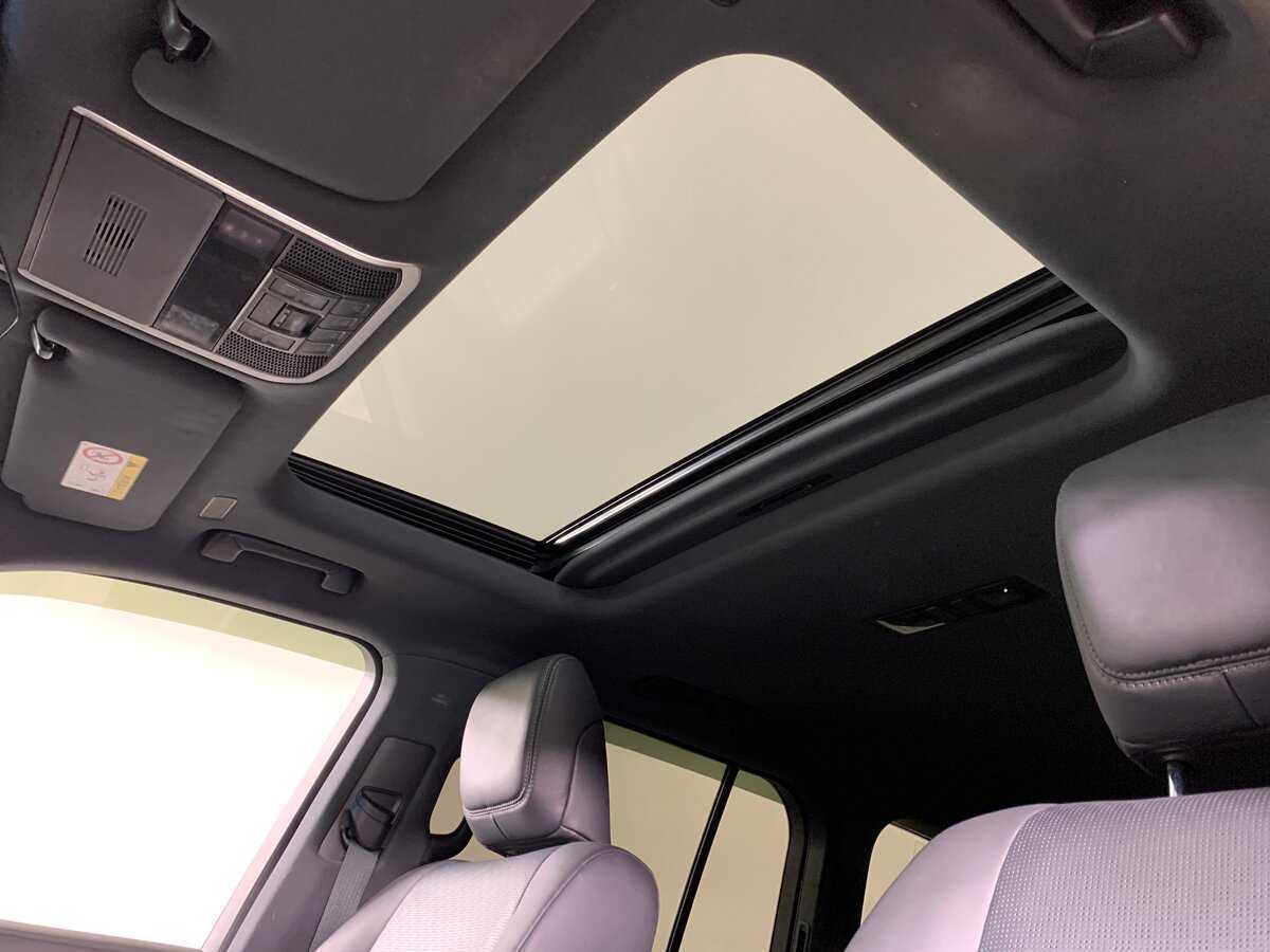 Б/У Тойота Лэнд Крузер 2021 года. Фото: #17