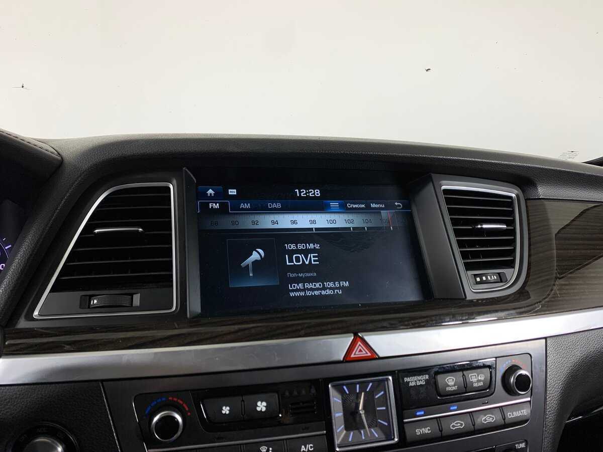 Б/У Генезис Г80 2017 года. Фото: #14