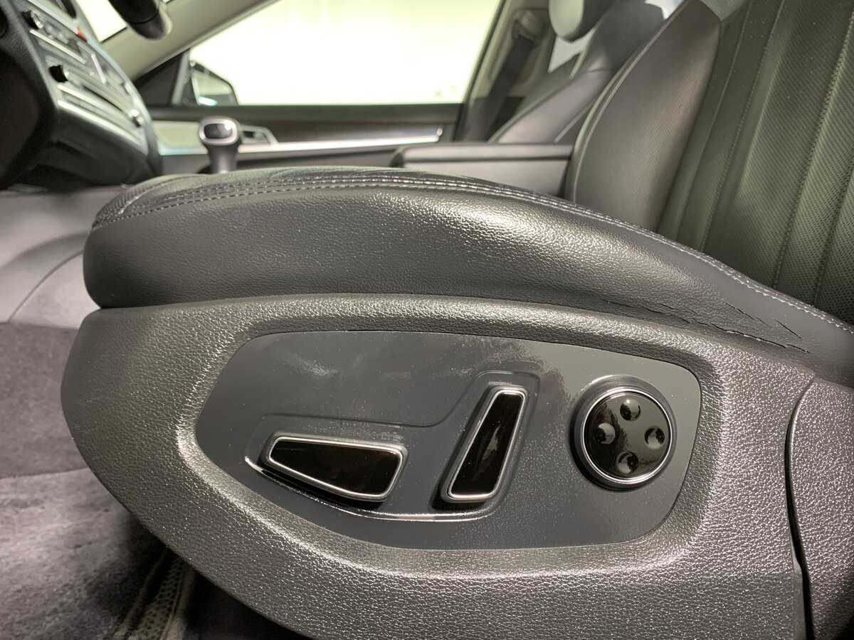 Б/У Генезис Г80 2017 года. Фото: #15