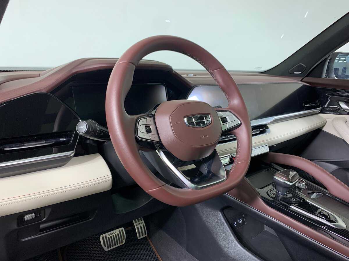 Б/У Джили Монжаро 2023 года. Фото: #11