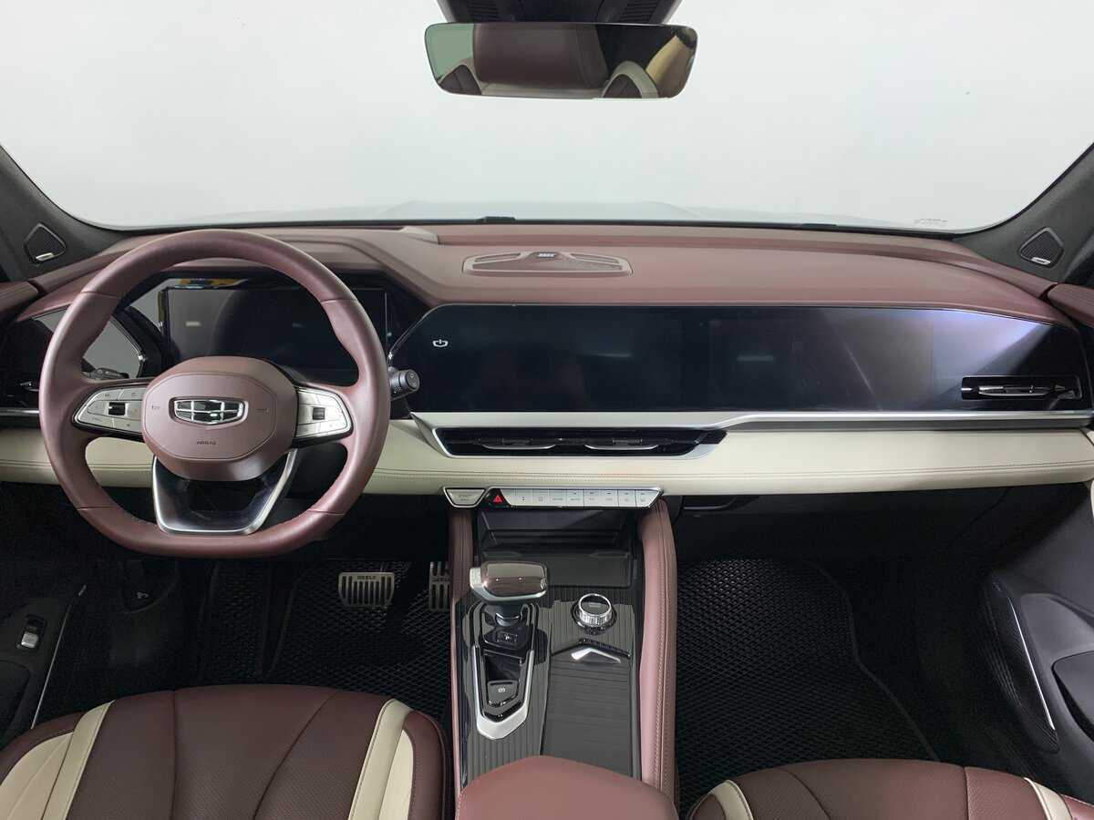 Б/У Джили Монжаро 2023 года. Фото: #12