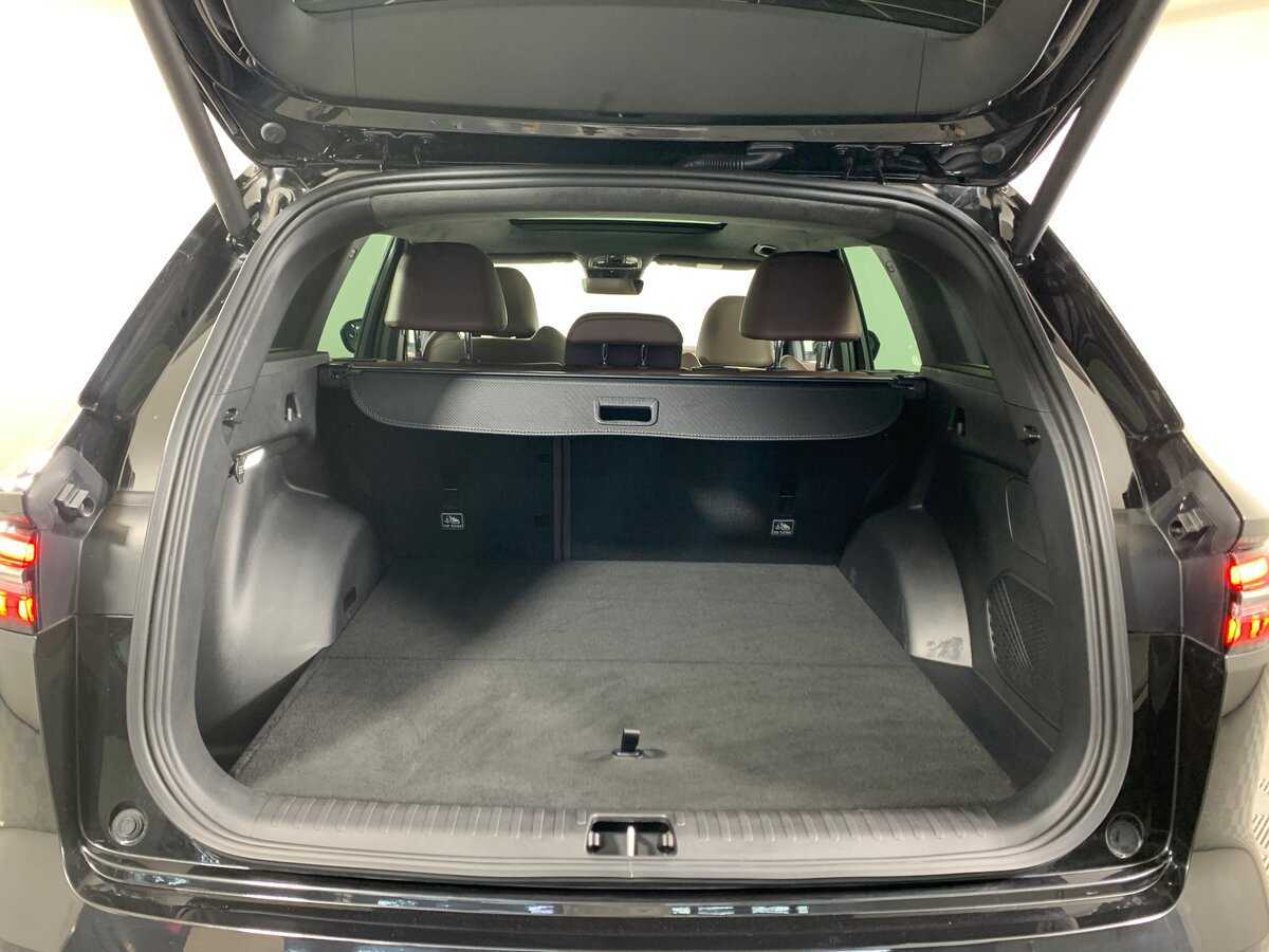 Б/У Джили Монжаро 2023 года. Фото: #20