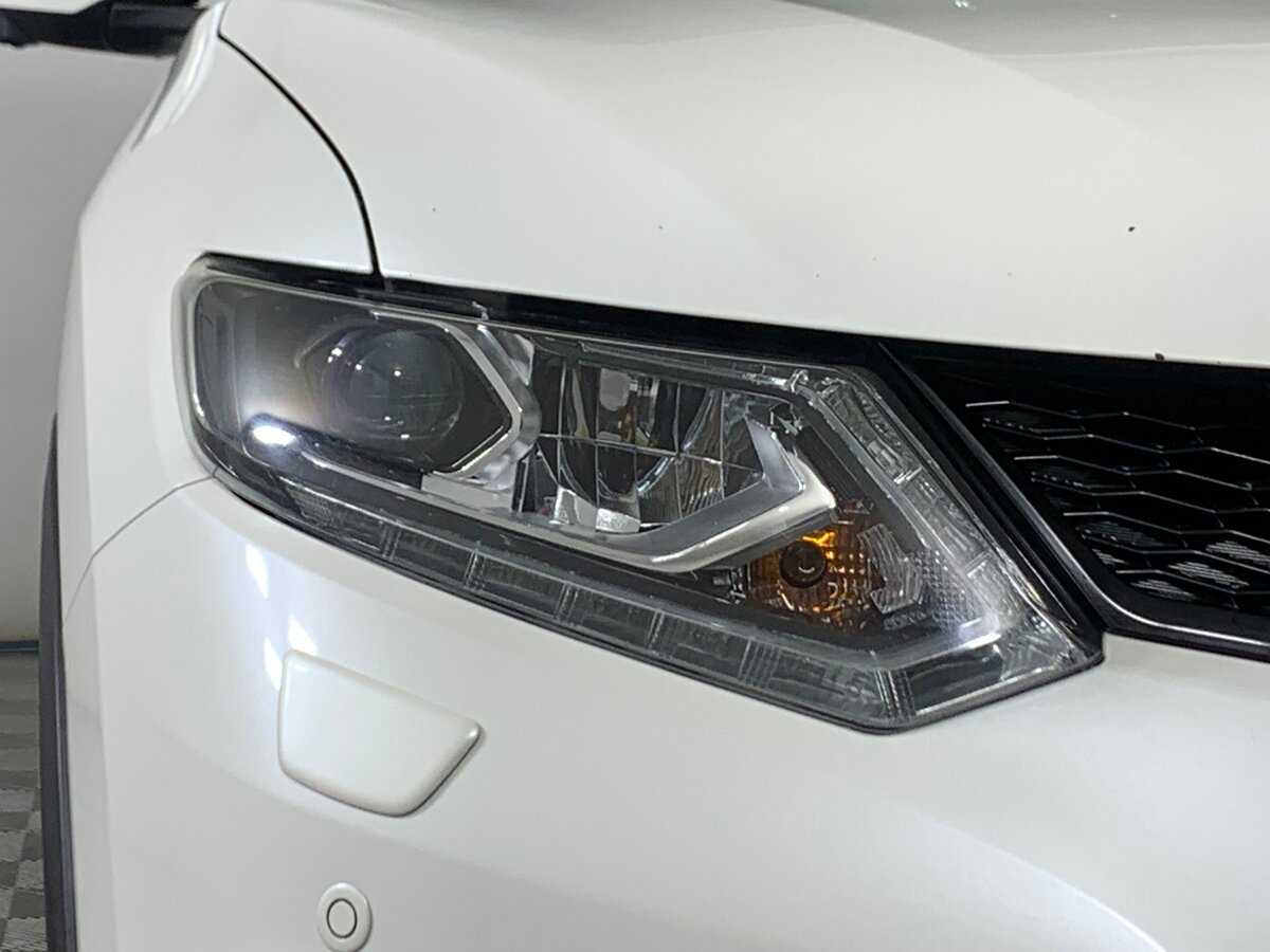 Б/У Ниссан Икс-Трейл 2016 года. Фото: #9