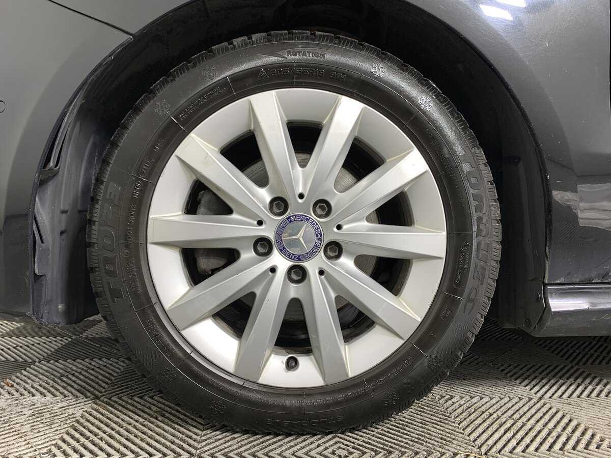 Б/У Мерседес-Бенц Б-Класс 2014 года. Фото: #8