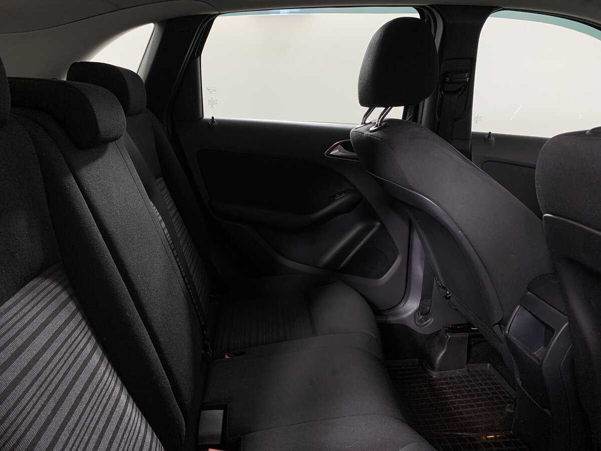 Б/У Мерседес-Бенц Б-Класс 2014 года. Фото: #17