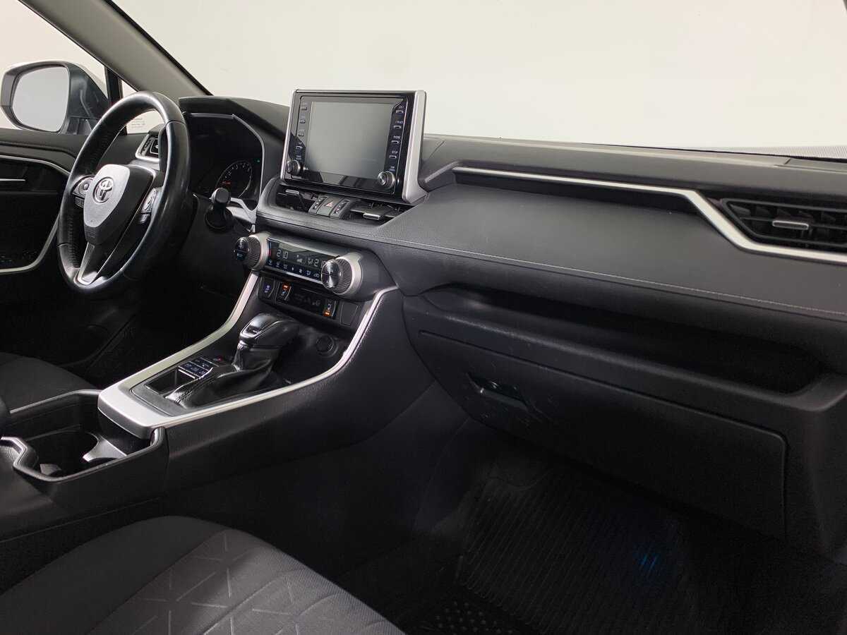 Б/У Тойота Рав4 2020 года. Фото: #13