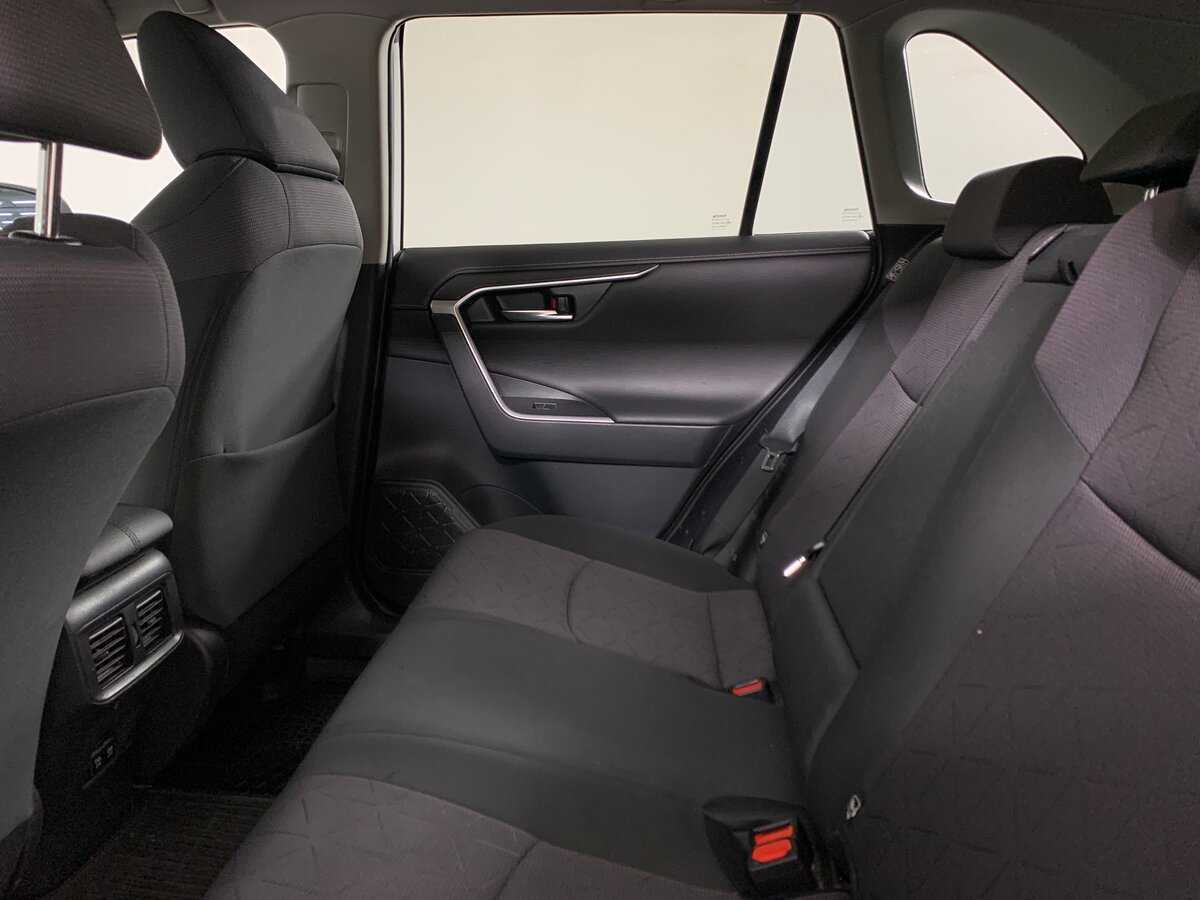 Б/У Тойота Рав4 2020 года. Фото: #18