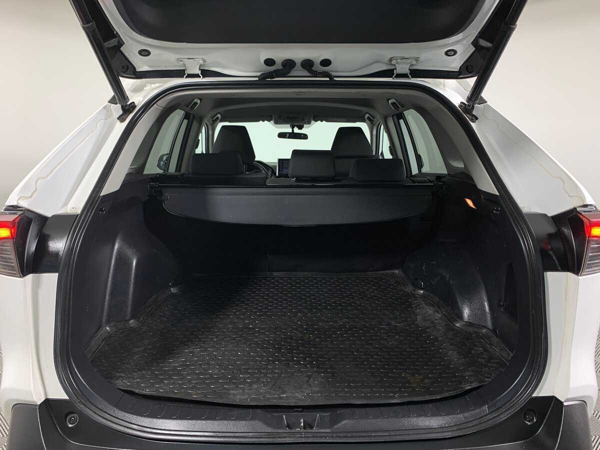 Б/У Тойота Рав4 2020 года. Фото: #19