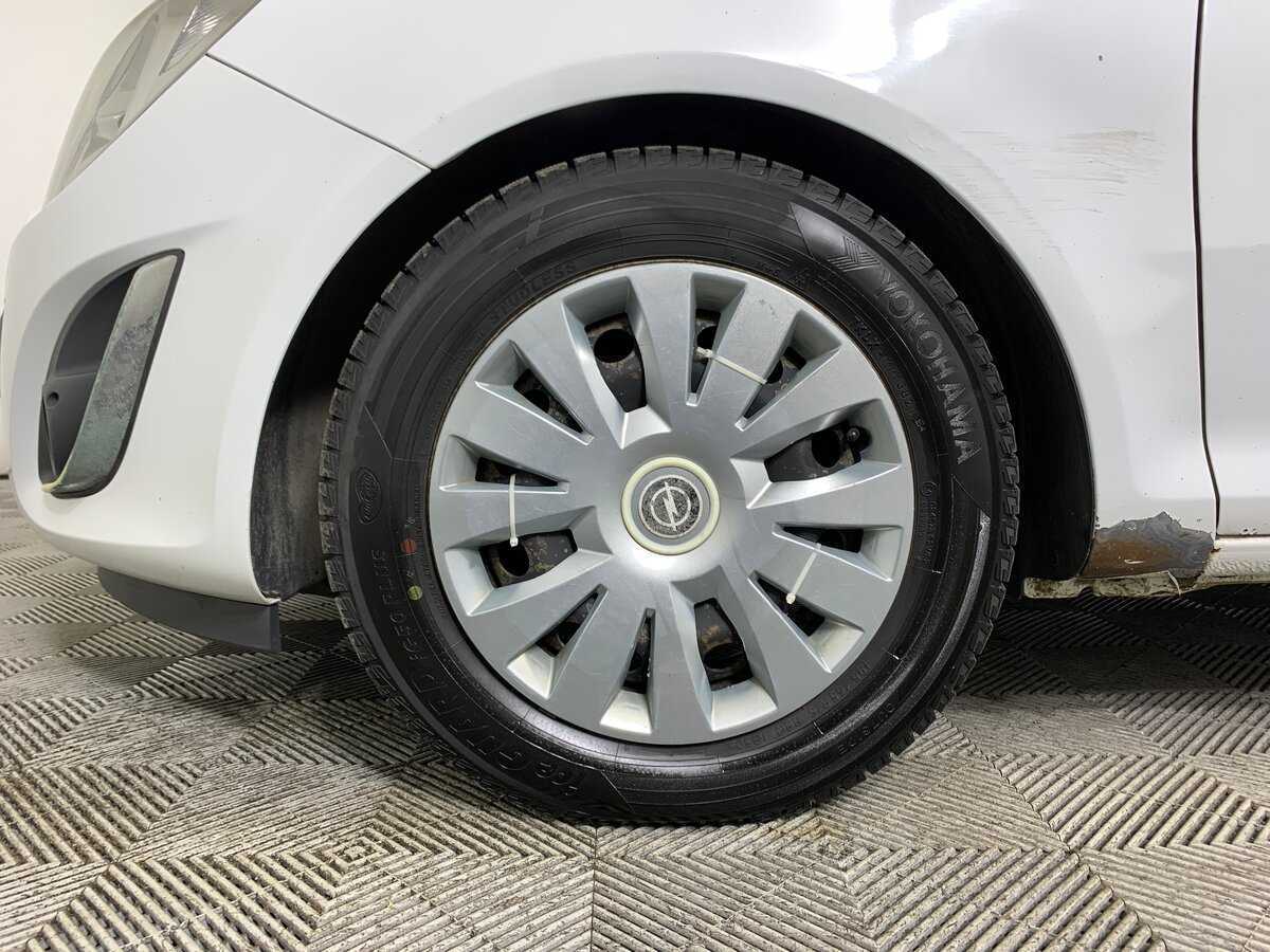 Б/У Опель Корса 2011 года. Фото: #8