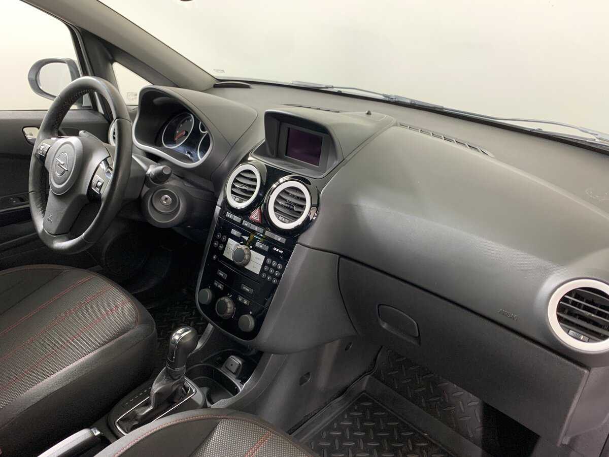 Б/У Опель Корса 2011 года. Фото: #12