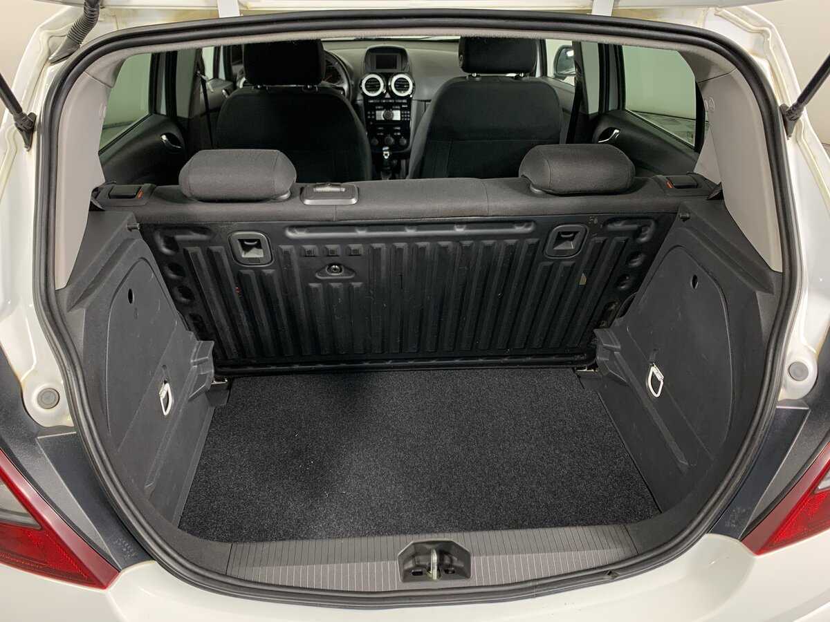 Б/У Опель Корса 2011 года. Фото: #18