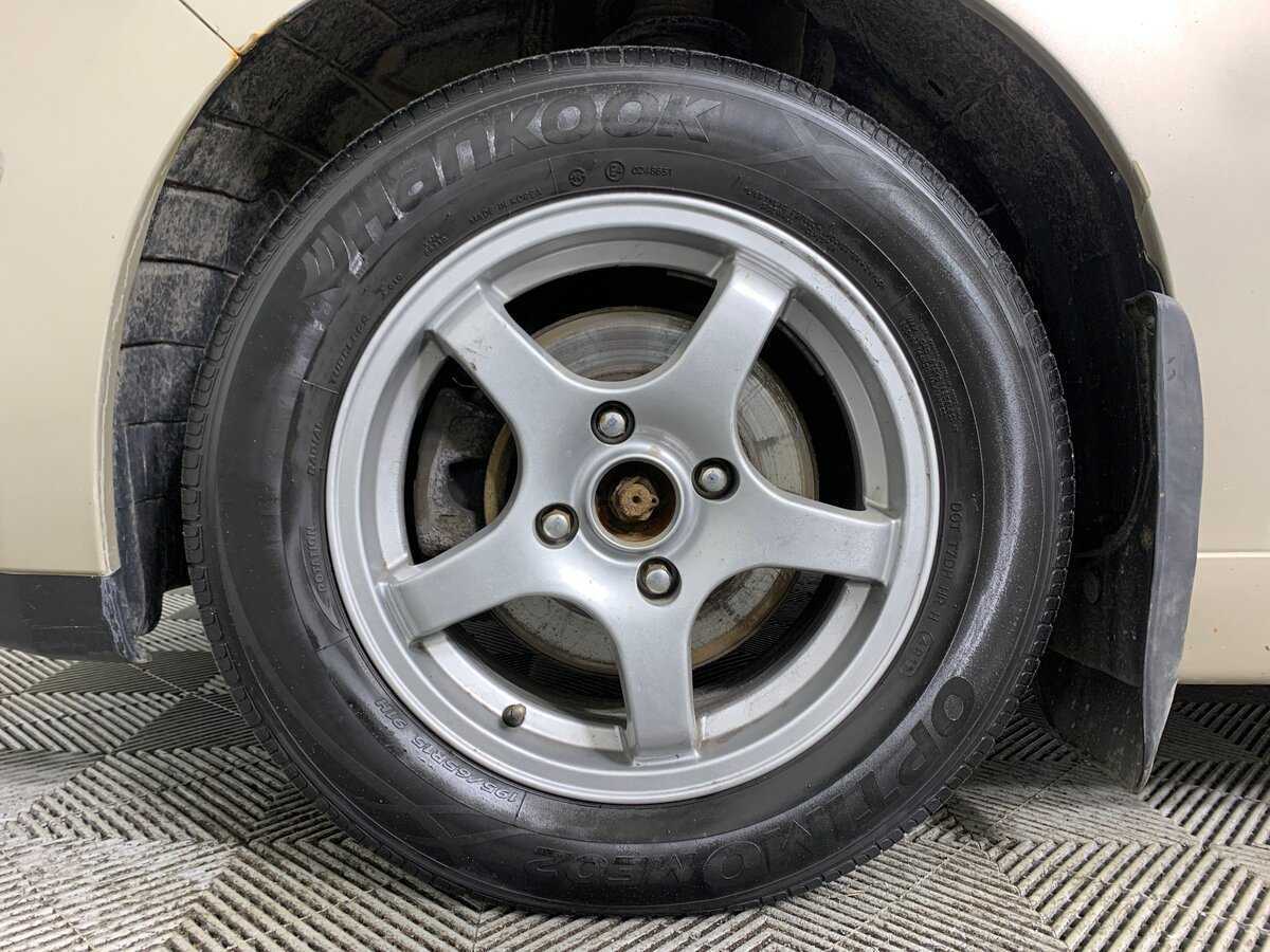 Б/У Ниссан Тиида 2010 года. Фото: #9