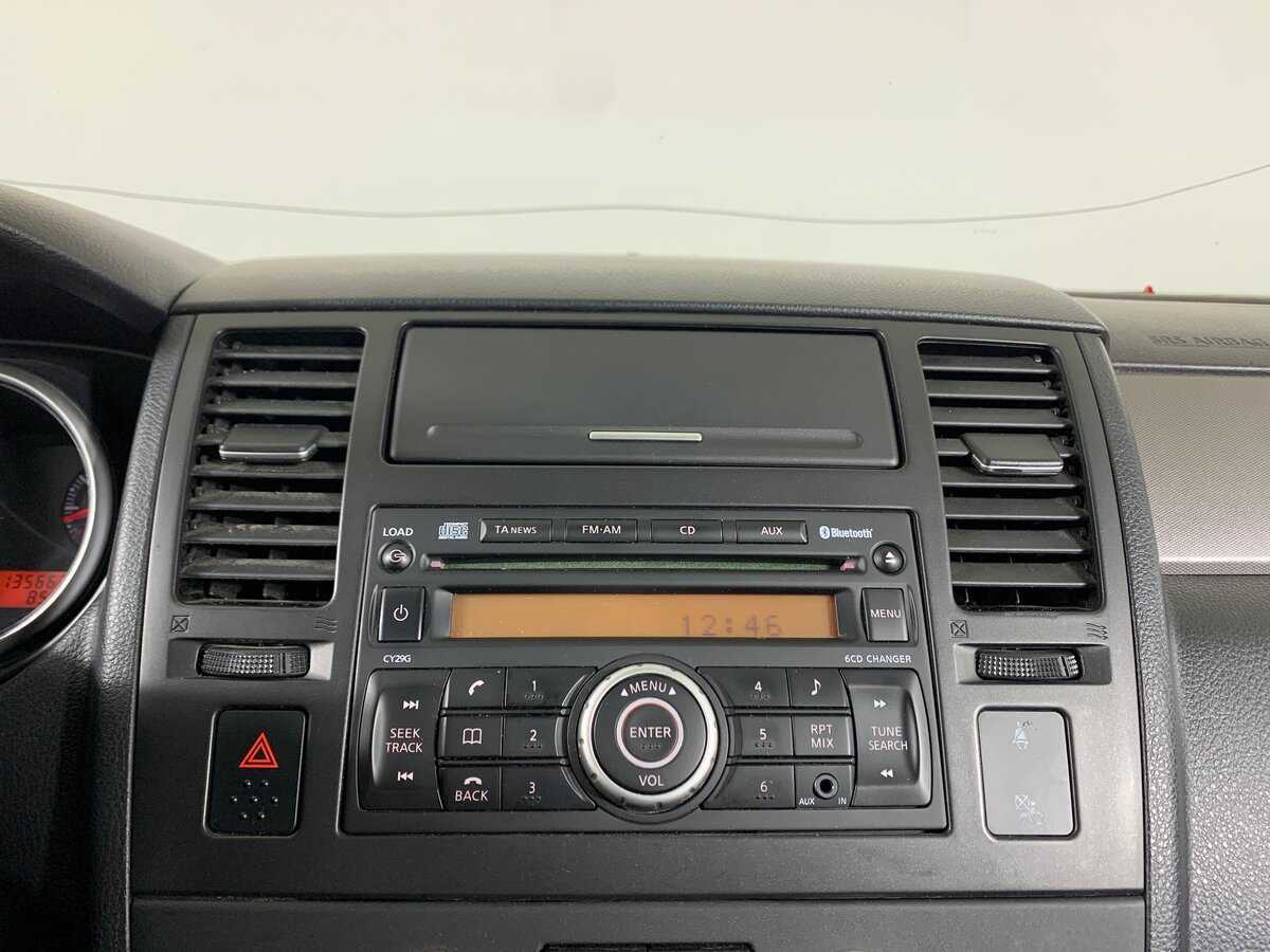 Б/У Ниссан Тиида 2010 года. Фото: #15