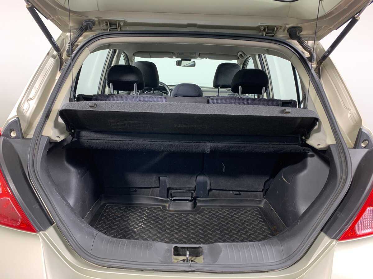 Б/У Ниссан Тиида 2010 года. Фото: #19