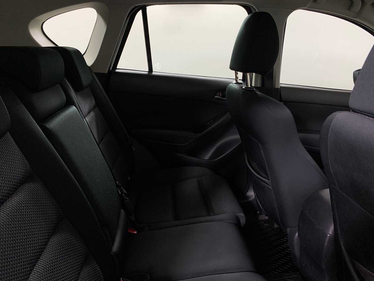 Б/У Мазда Ц-Икс-5 2016 года. Фото: #17