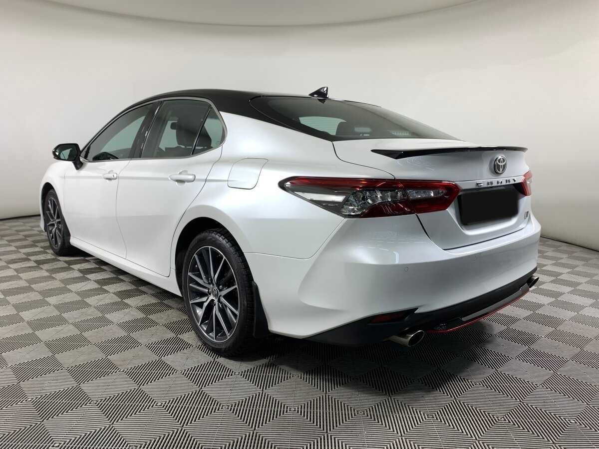 Б/У Тойота Камри 2022 года. Фото: #6