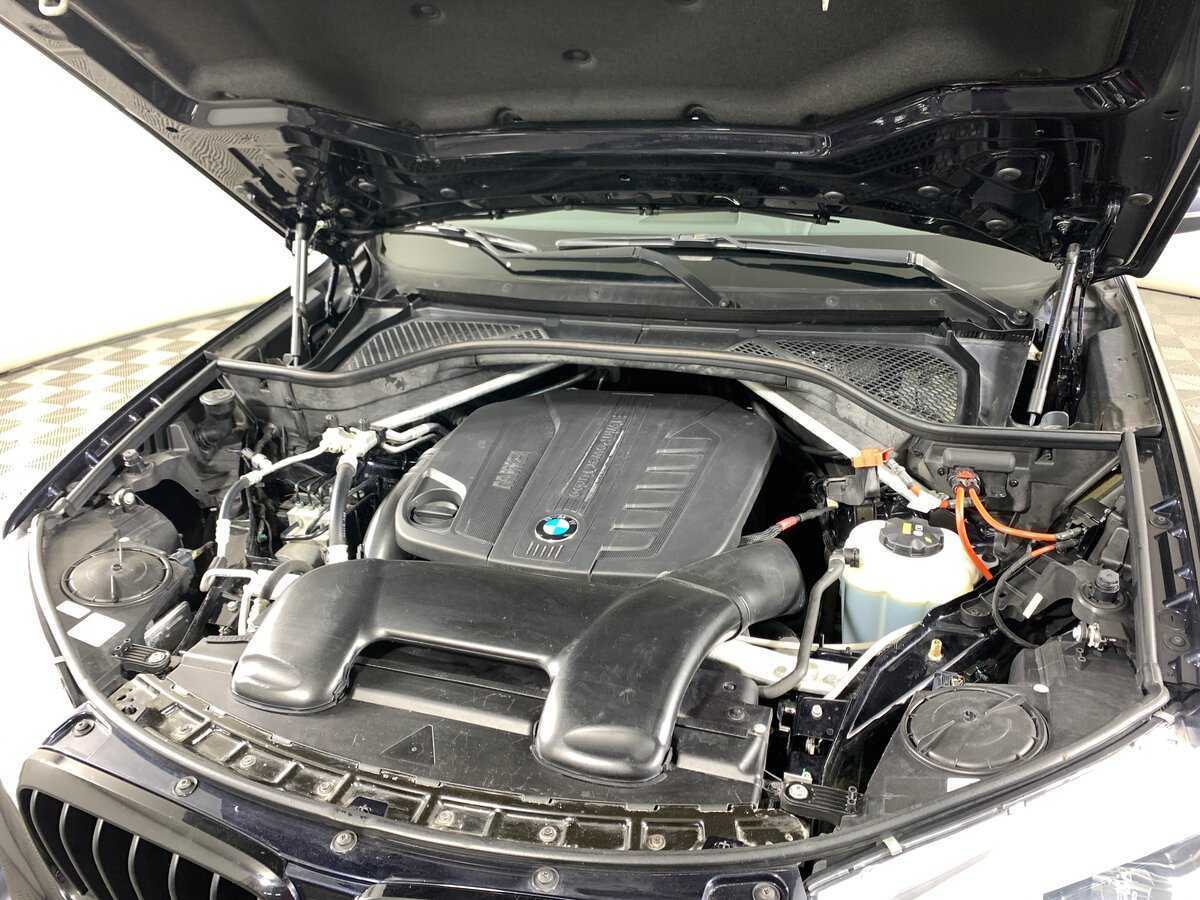 Б/У БМВ Икс6 2018 года. Фото: #6