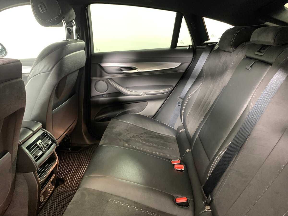 Б/У БМВ Икс6 2018 года. Фото: #14