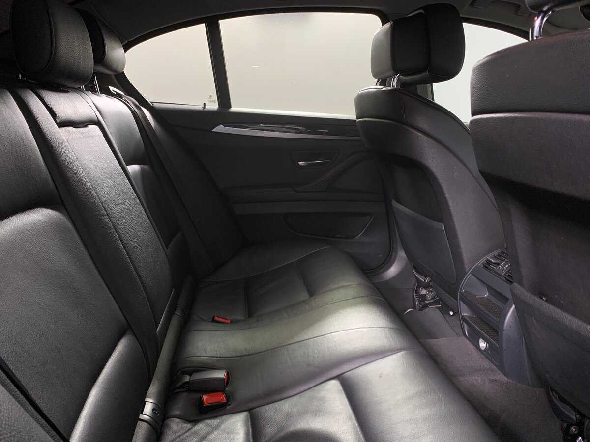 Б/У БМВ 5 серии 2012 года. Фото: #17