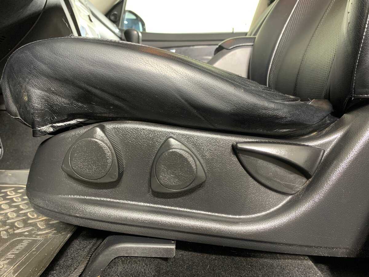 Б/У Сан-Ён Рекстон 2012 года. Фото: #16