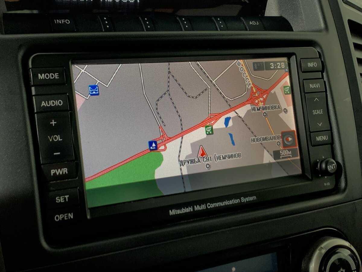 Б/У Митсубиши Паджеро 2011 года. Фото: #14