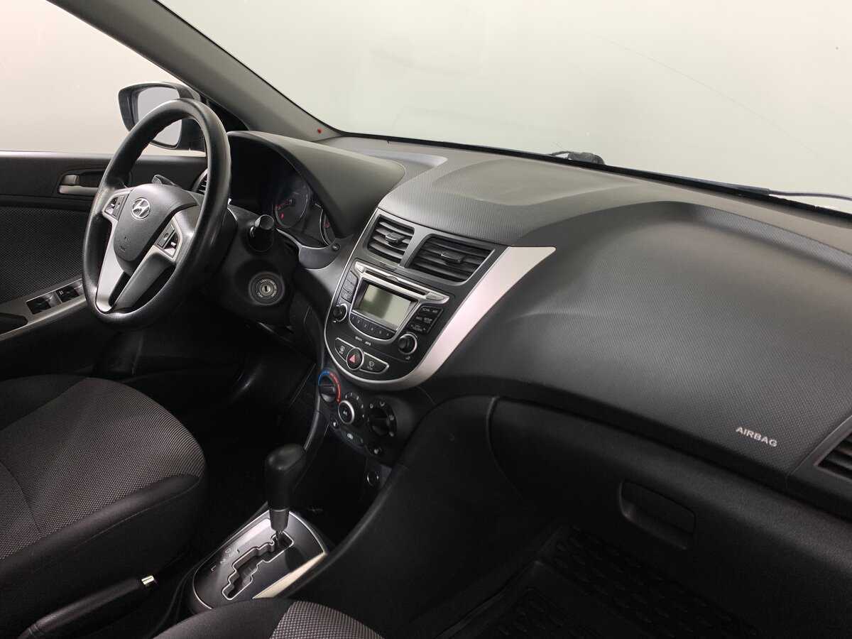 Б/У Хендай Солярис 2012 года. Фото: #10