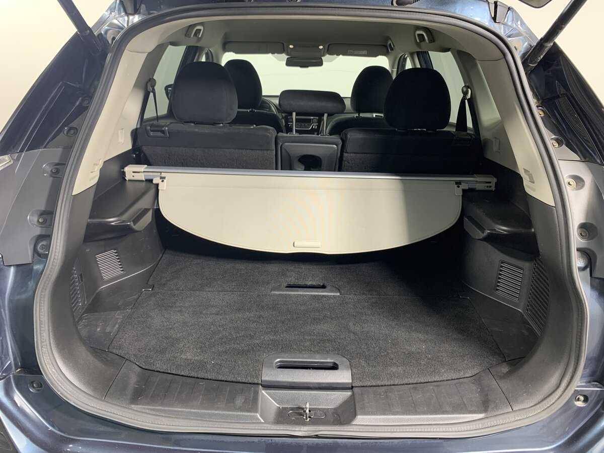 Б/У Ниссан Икс-Трейл 2016 года. Фото: #10