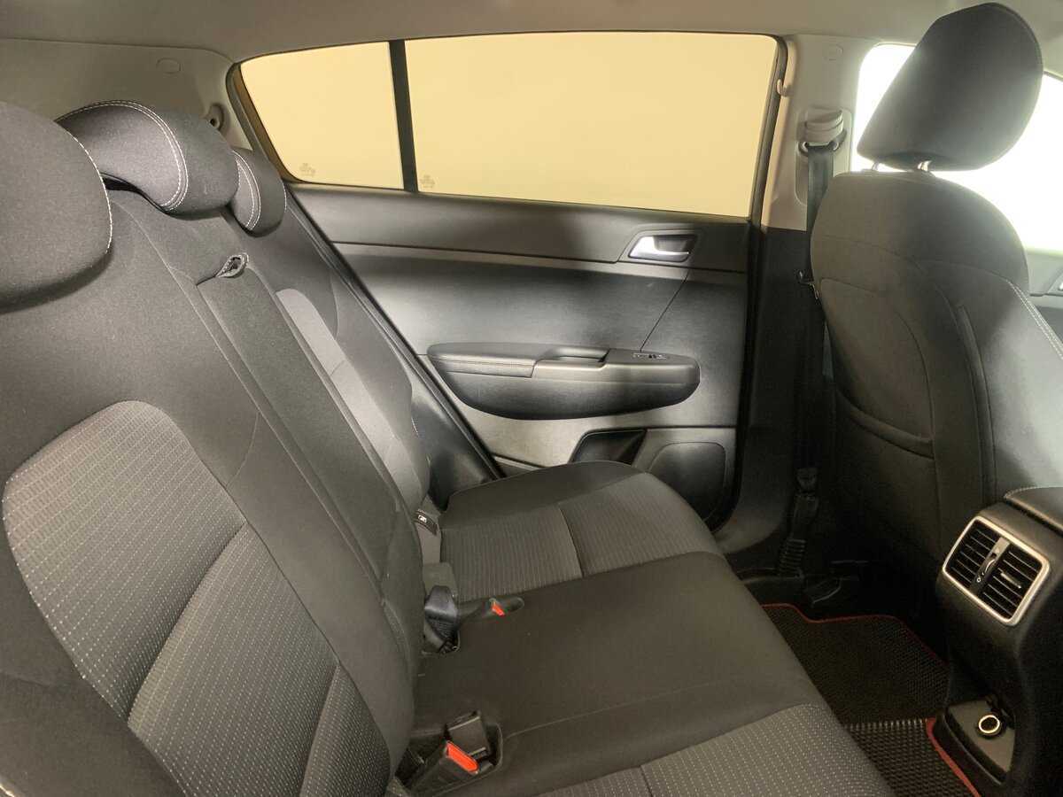 Б/У Киа Спортейдж 2020 года. Фото: #17