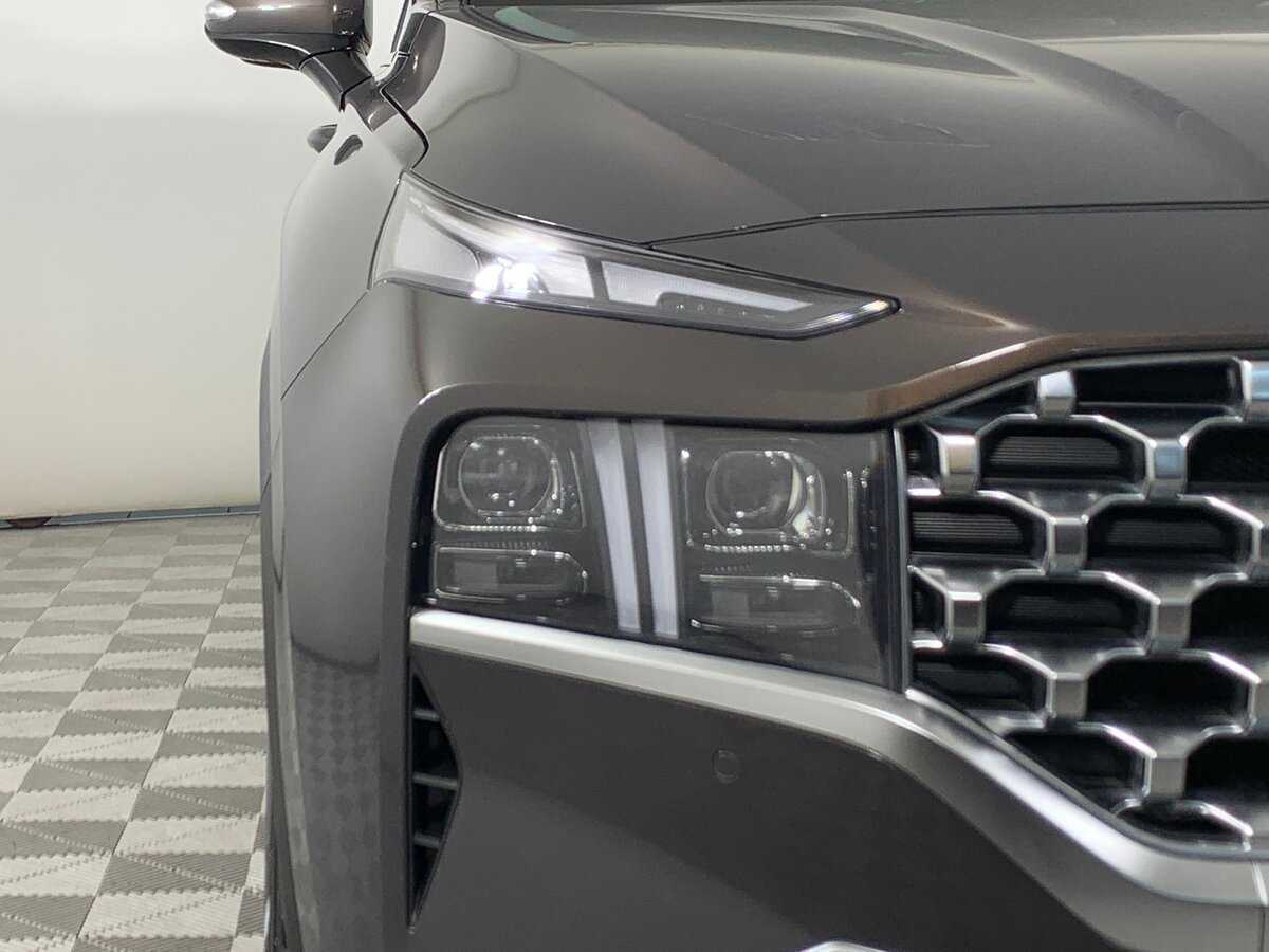 Б/У Хендай Санта Фе 2021 года. Фото: #9