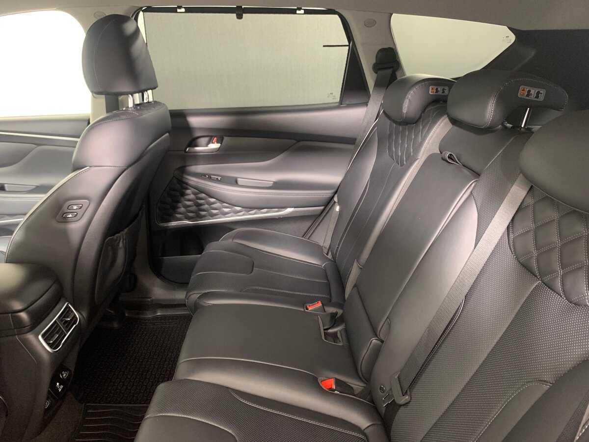 Б/У Хендай Санта Фе 2021 года. Фото: #18