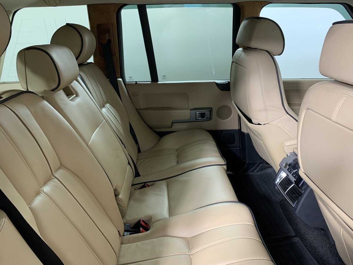 Б/У Лэнд Ровер Рэнж Ровер 2004 года. Фото: #13