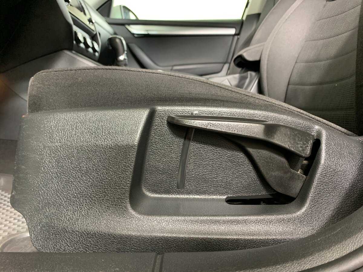 Б/У Шкода Октавия 2015 года. Фото: #16