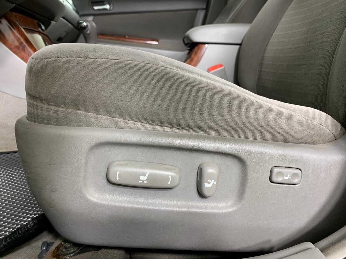 Б/У Тойота Камри 2004 года. Фото: #13