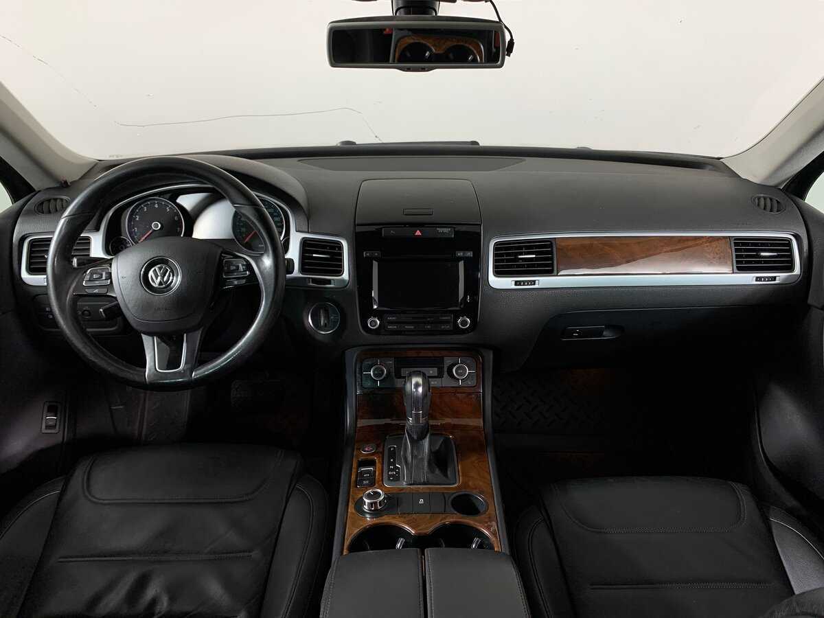 Б/У Фольксваген Туарег 2013 года. Фото: #12