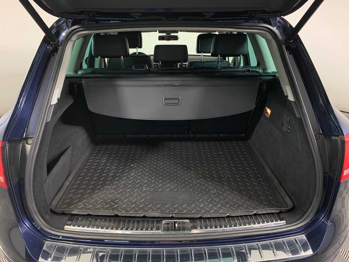 Б/У Фольксваген Туарег 2013 года. Фото: #19