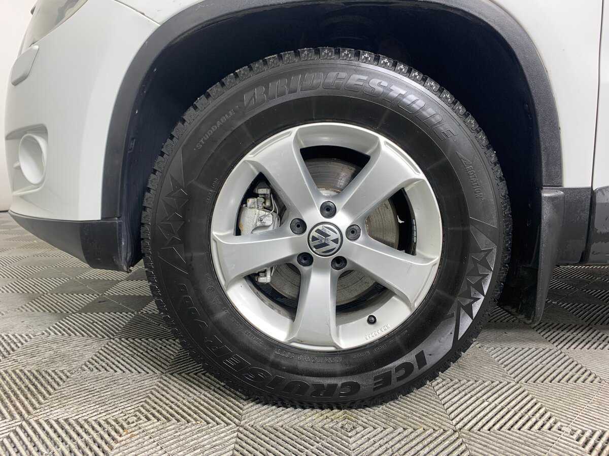 Б/У Фольксваген Тигуан 2010 года. Фото: #8