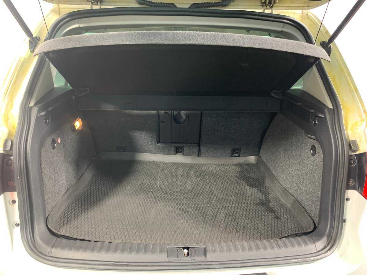 Б/У Фольксваген Тигуан 2010 года. Фото: #19