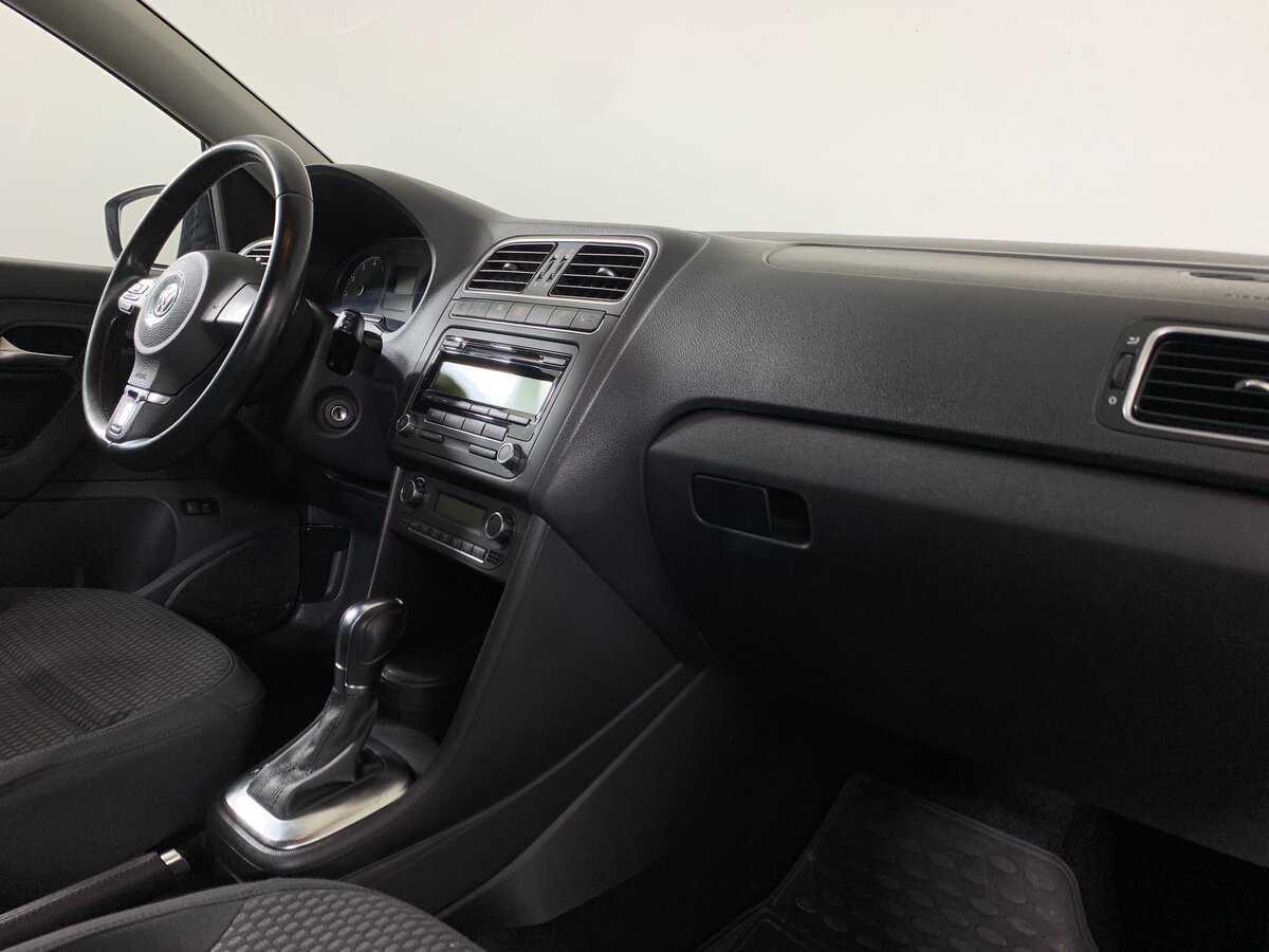 Б/У Фольксваген Поло 2011 года. Фото: #13