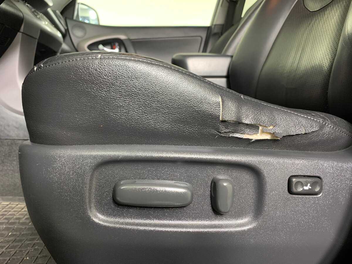 Б/У Тойота Рав4 2006 года. Фото: #15